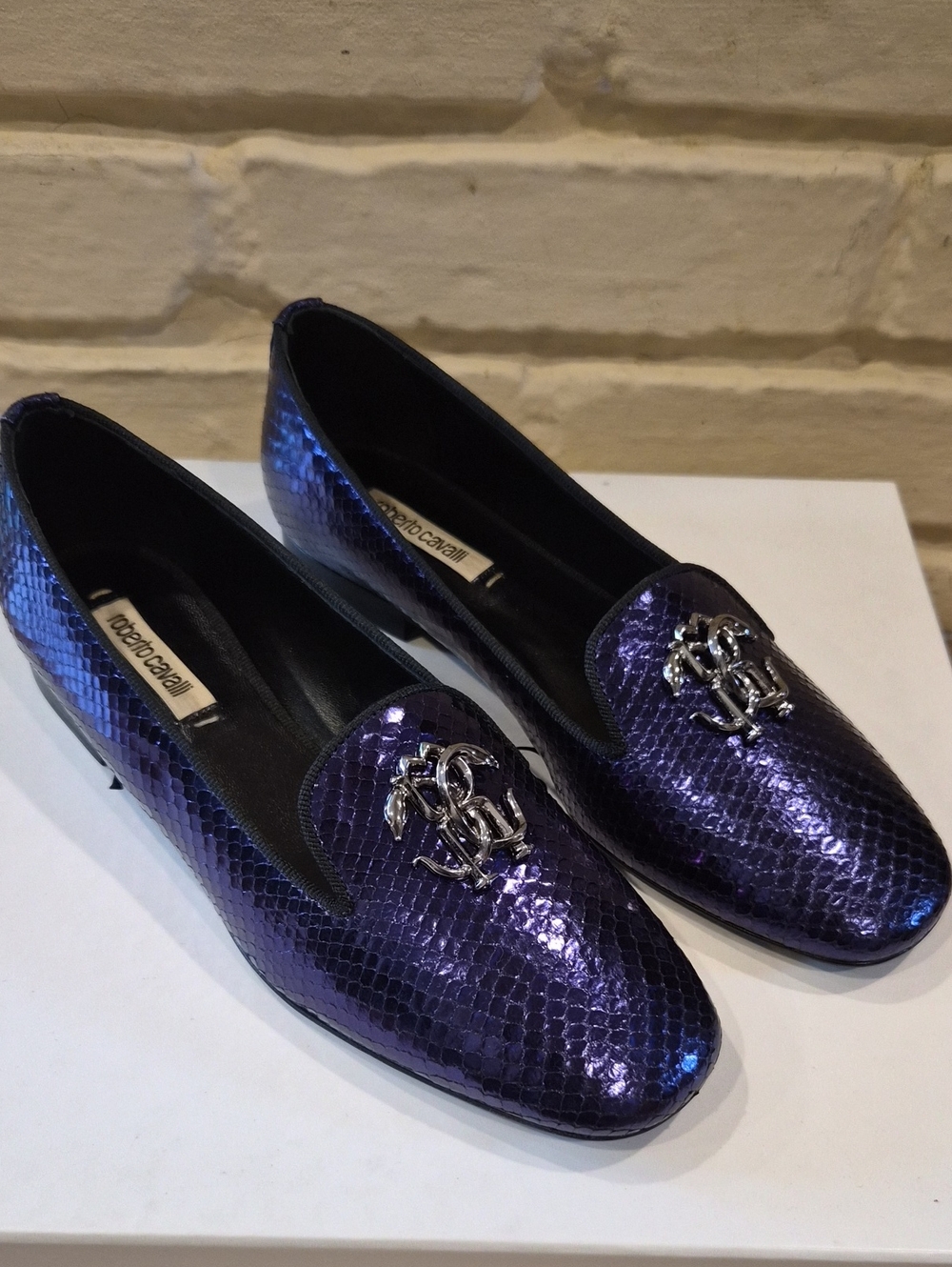 Roberto Cavalli Made In Italy  Leather Purple Snakeskin Logo Loafers